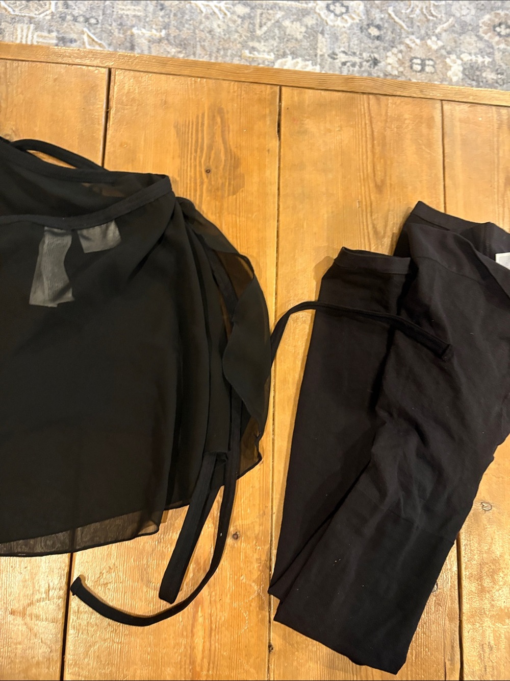 Black Women’s ballet skirt + footless dance leggings small